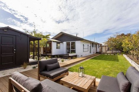 Photo of property in 9b Lydbury Place, Parklands, Christchurch, 8083