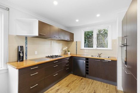 Photo of property in 12a Whenua View, Titahi Bay, Porirua, 5022