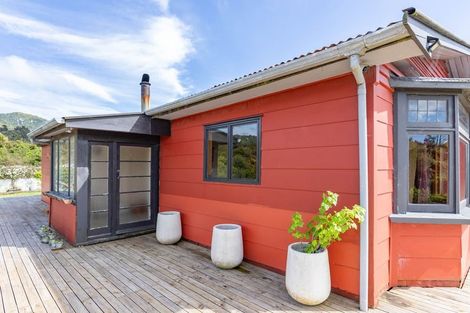 Photo of property in 751 Seven Mile Road, Runanga, 7803