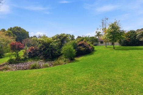 Photo of property in 17 Terry Smyth Drive, Kumeu, 0892