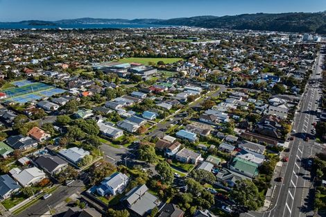 Photo of property in 160 Knights Road, Hutt Central, Lower Hutt, 5011