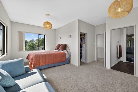 Photo of property in 16 Stoneyridge Close, Mount Pleasant, Christchurch, 8081