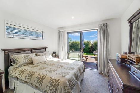 Photo of property in 2 Broadway Parade, Rolleston, 7615