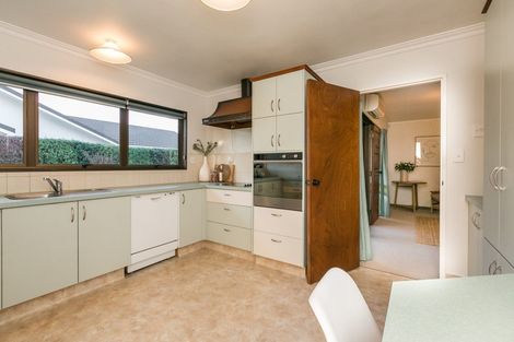 Photo of property in 35a Church Road, Taradale, Napier, 4112