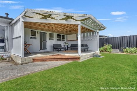 Photo of property in 13 Mangarau Crescent, Havelock North, 4130