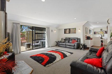 Photo of property in 64 Langana Avenue, Browns Bay, Auckland, 0630