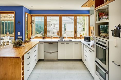 Photo of property in 3 Flint Way, Northland, Wellington, 6012