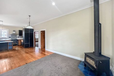 Photo of property in 103 Heretaunga Street, Palmerston North, 4414