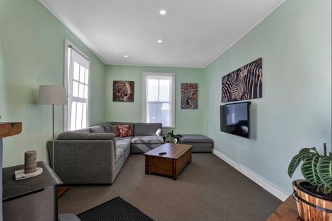 Photo of property in 14 Arawa Street, Welbourn, New Plymouth, 4312