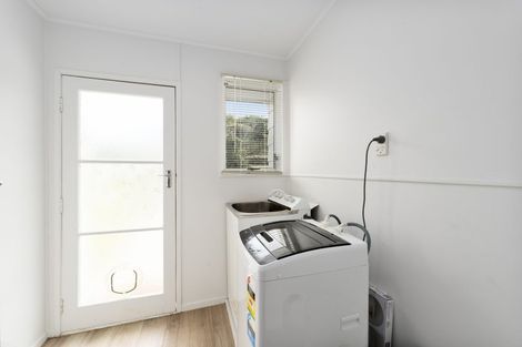 Photo of property in 37 Clyma Place, Massey, Auckland, 0614