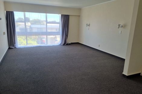 Photo of property in 2/2 Alma Road, Gonville, Whanganui, 4501