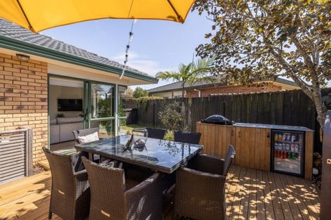 Photo of property in 15 Romana Crescent, Papamoa Beach, Papamoa, 3118
