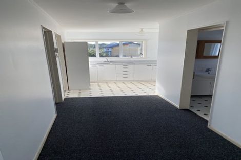 Photo of property in 70 Hellyers Street, Birkdale, Auckland, 0626