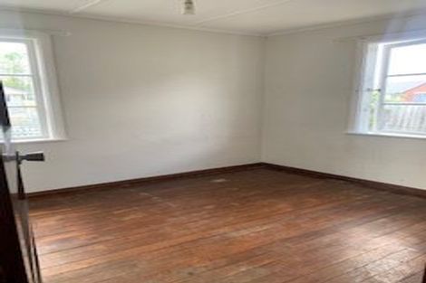 Photo of property in 23 Pitcairn Crescent, Bryndwr, Christchurch, 8053