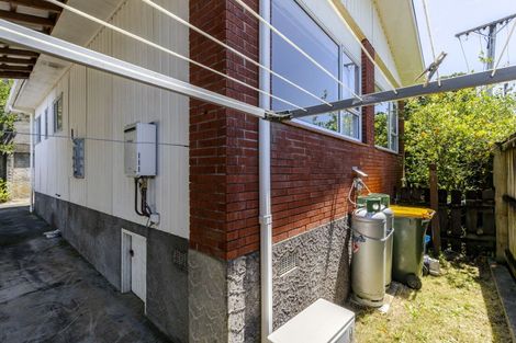 Photo of property in 1/24 Hori Street, Vogeltown, New Plymouth, 4310