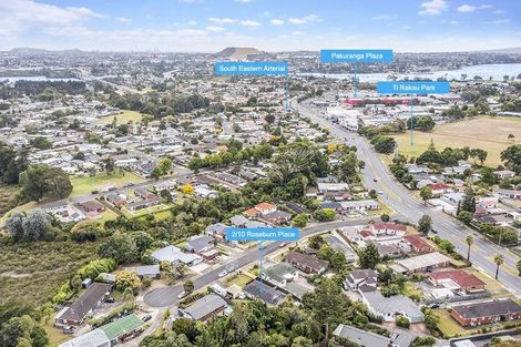 Photo of property in 2/10 Roseburn Place, Pakuranga, Auckland, 2010