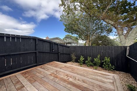 Photo of property in 7/109 Taikata Road, Te Atatu Peninsula, Auckland, 0610