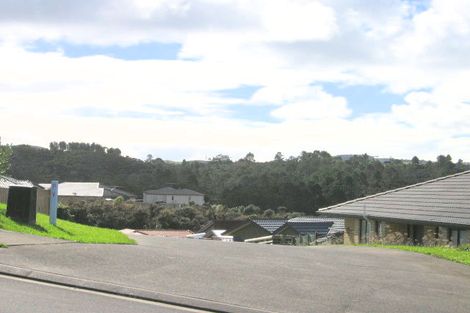 Photo of property in 18 Roberta Crescent, Orewa, 0931