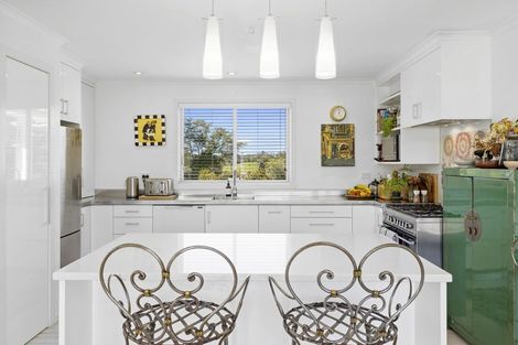 Photo of property in 822 Carrington Road, Hurworth, New Plymouth, 4371