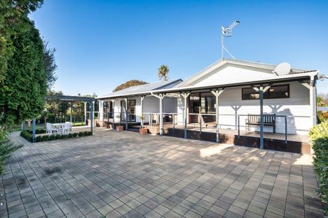 Photo of property in 10 Oregon Road, Te Awanga, 4102