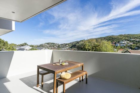 Photo of property in 83 Melbourne Road, Island Bay, Wellington, 6023