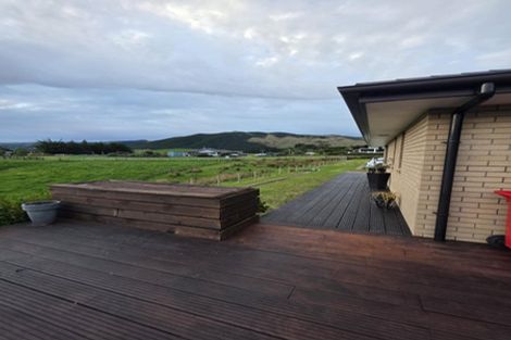 Photo of property in 3 Highland View Drive, Tokomaru, Palmerston North, 4474