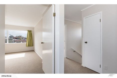 Photo of property in 5 Petrel Place, Massey, Auckland, 0614