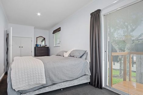 Photo of property in 18a Tiroroa Avenue, Te Atatu South, Auckland, 0610