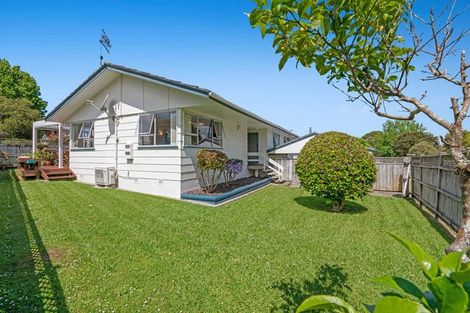 Photo of property in 1/63 Salamanca Road, Sunnynook, Auckland, 0620