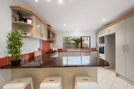 Photo of property in 3 Parani Court, Te Atatu Peninsula, Auckland, 0610