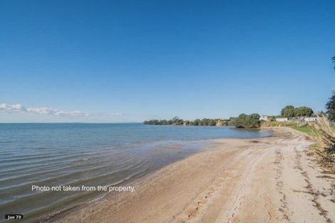 Photo of property in 28 Opoia Drive, Awhitu, 2684