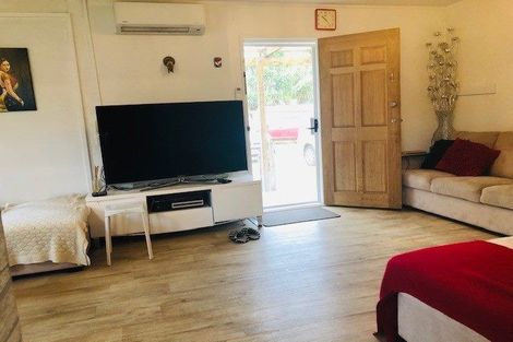 Photo of property in 1/30 Latham Avenue, Pakuranga, Auckland, 2010