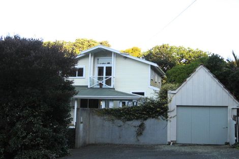 Photo of property in 4 Waikare Street, Karori, Wellington, 6012