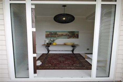 Photo of property in 12 Paso Fino Crescent, Karaka, Papakura, 2113