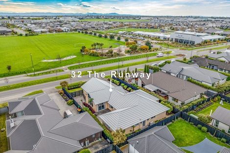 Photo of property in 32 The Runway, Wigram, Christchurch, 8042