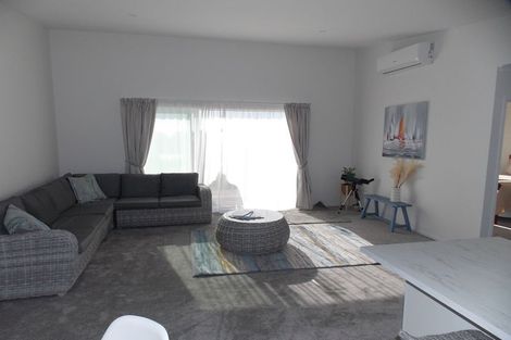 Photo of property in 10 Union Street, Foxton, 4814