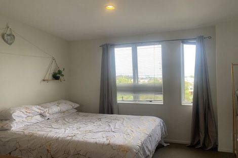 Photo of property in 97 Albionvale Road, Glen Eden, Auckland, 0602