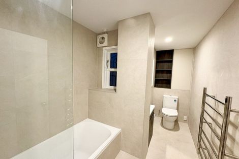 Photo of property in 2/1 Vivian Street, Te Aro, Wellington, 6011