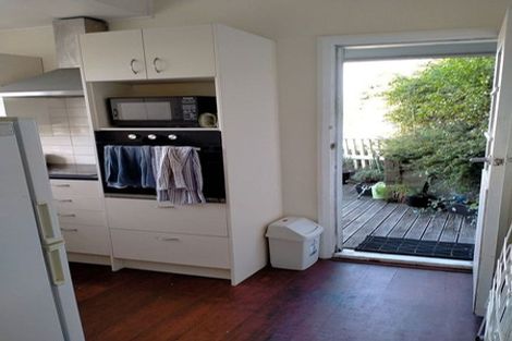 Photo of property in 112 Grafton Road, Roseneath, Wellington, 6011