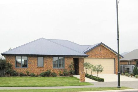 Photo of property in 124 Rolleston Drive, Rolleston, 7614