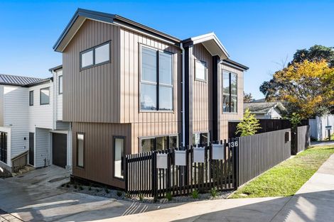 Photo of property in 136d Forrest Hill Road, Forrest Hill, Auckland, 0620