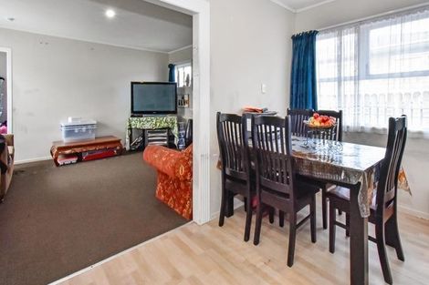 Photo of property in 32 Halswell Street, Mangere East, Auckland, 2024