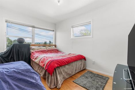 Photo of property in 154 View Road, Sunnyvale, Auckland, 0612