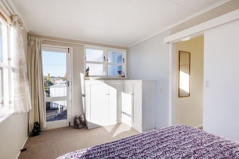 Photo of property in 2 Signal Street, Marton, 4710