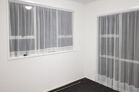 Photo of property in 5 Tangelo Place, Bucklands Beach, Auckland, 2012