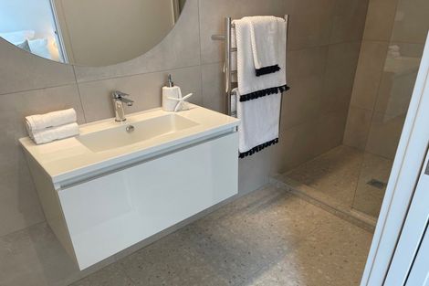 Photo of property in 149u1 Onepu Road, Lyall Bay, Wellington, 6022