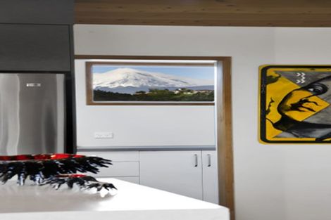 Photo of property in 30 Ngamotu Road, Moturoa, New Plymouth, 4310
