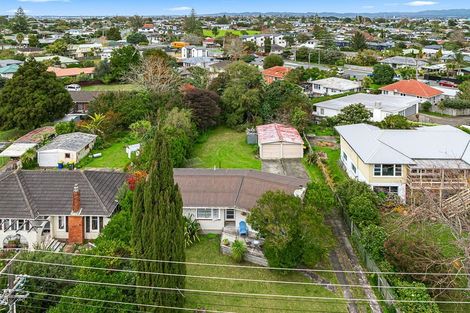 Photo of property in Peninsula Primary School, 61 Wharf Road, Te Atatu Peninsula, Auckland, 0610