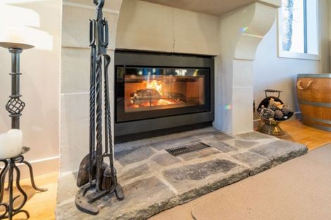 Photo of property in 5 Hollyhock Lane, Wanaka, 9305