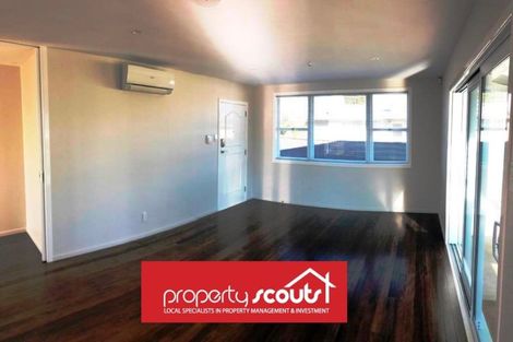 Photo of property in 76 Gloria Avenue, Te Atatu Peninsula, Auckland, 0610